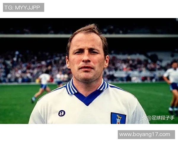 美国足球历史上最具影响力的第一足球明星是谁揭秘